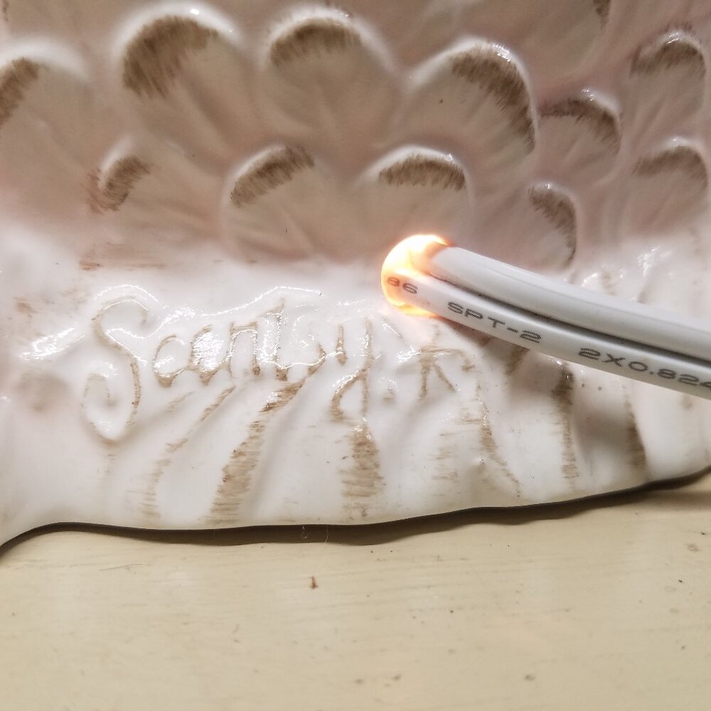 Scentsy Tom Turkey Thanksgiving Farmhouse White Full Size Wax Warmer - Picture 7 of 10